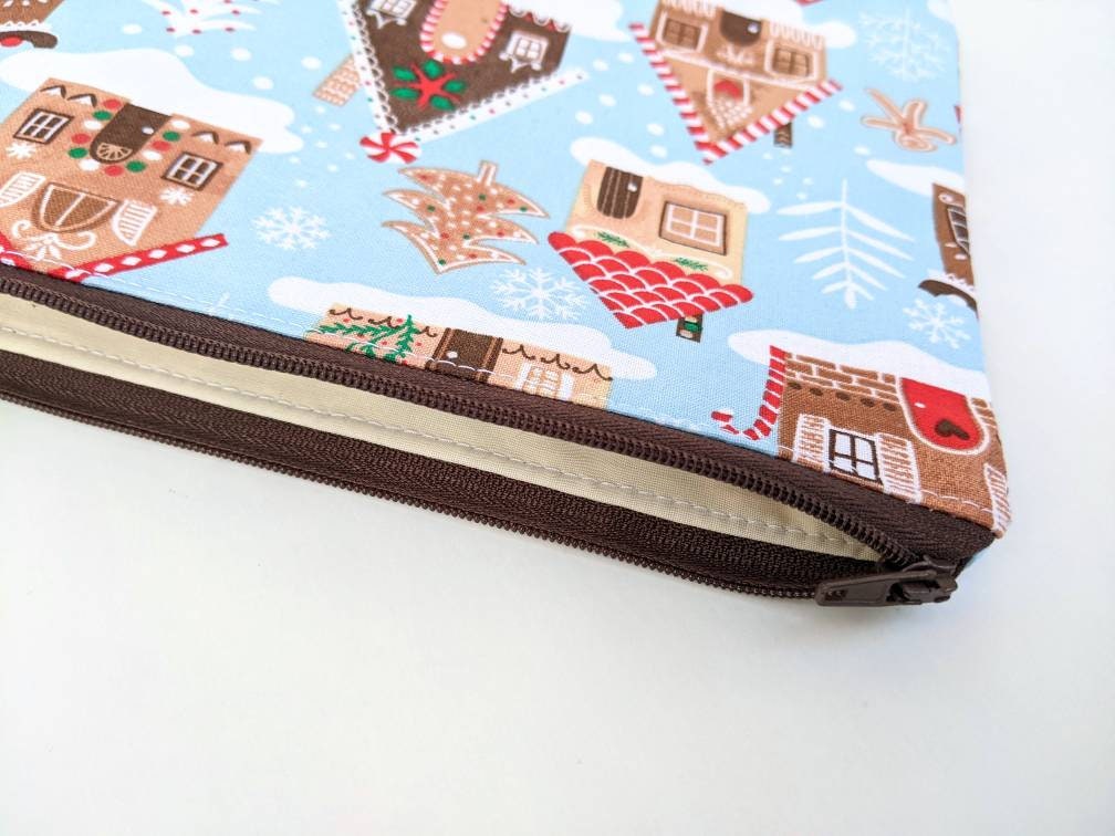 Tall Zipper Bag - Knitting Project Bag with Gingerbread Houses