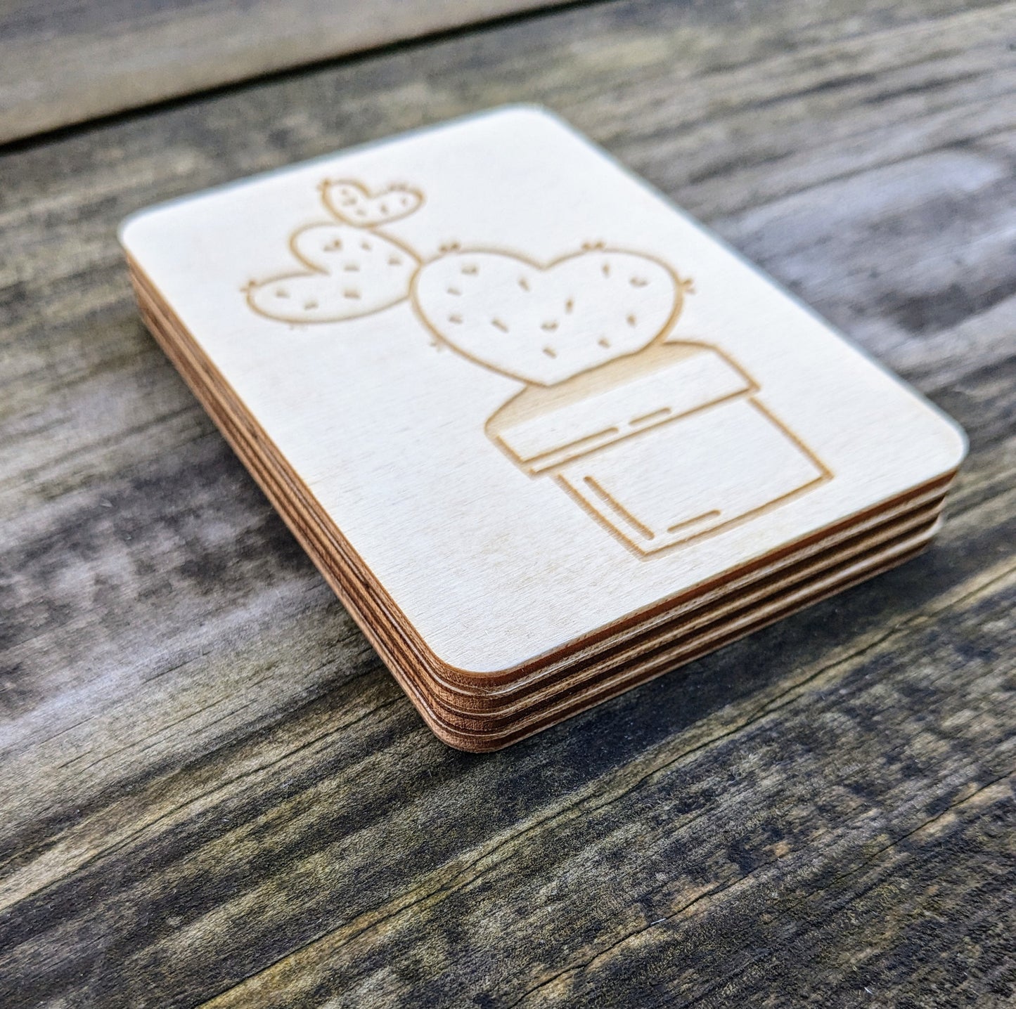 Wooden Needle Case, Laser Engraved Heart Cactus Magnetic Needle Holder