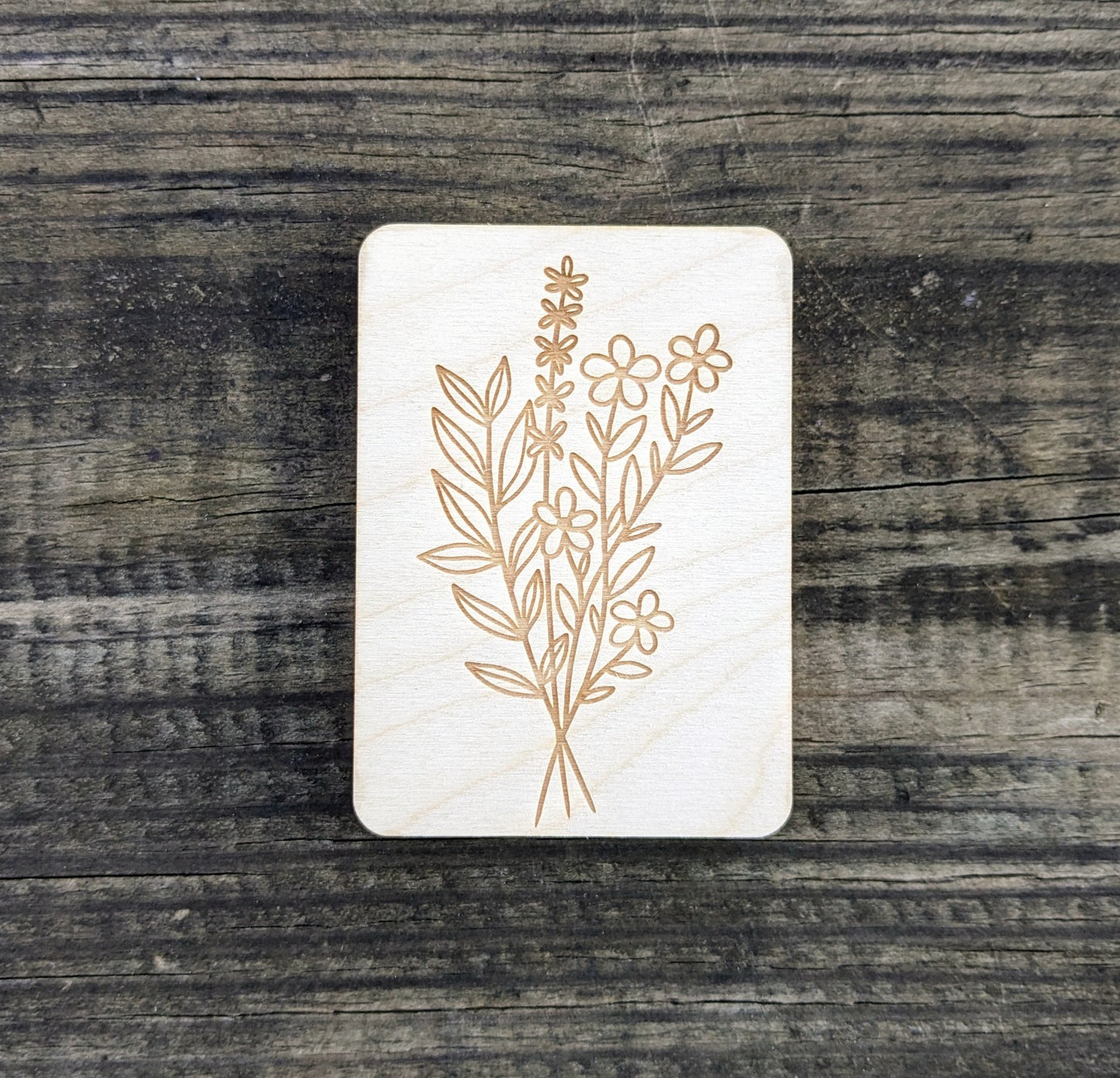 Wooden Needle Case, Laser Engraved Flower Bouquet Magnetic Needle Holder