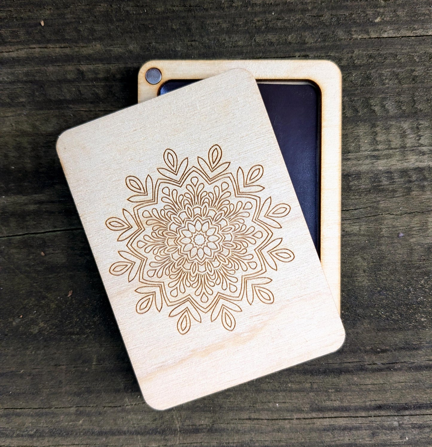 Wooden Needle Case, Laser Engraved Mandala Magnetic Needle Minder