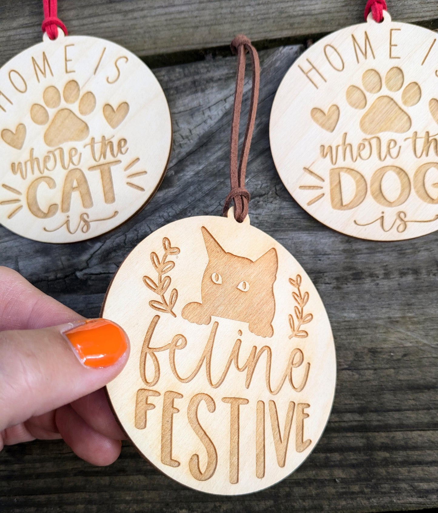 Cute Pet Ornament, Laser Cut and Engraved Tree Ornament for Dog and Cats