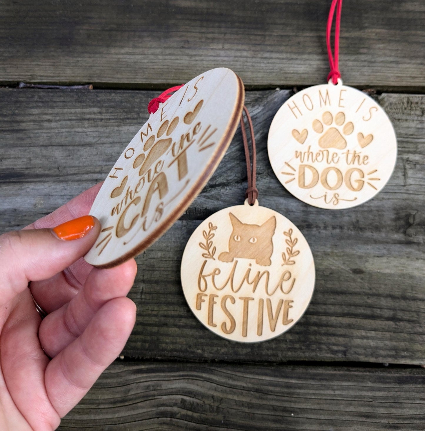 Cute Pet Ornament, Laser Cut and Engraved Tree Ornament for Dog and Cats